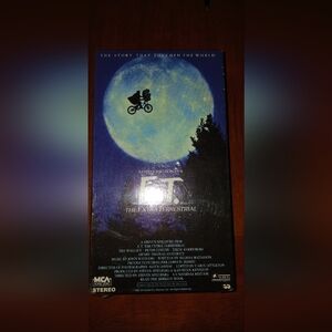 E.T. VHS TAPE UNOPENED